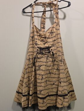 Hot Topic Beige and Black One-Shoulder Music Note Halter Dress